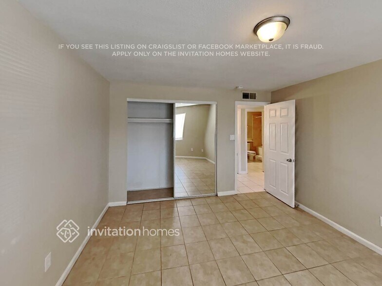 Building Photo - 7208 W Monterosa St