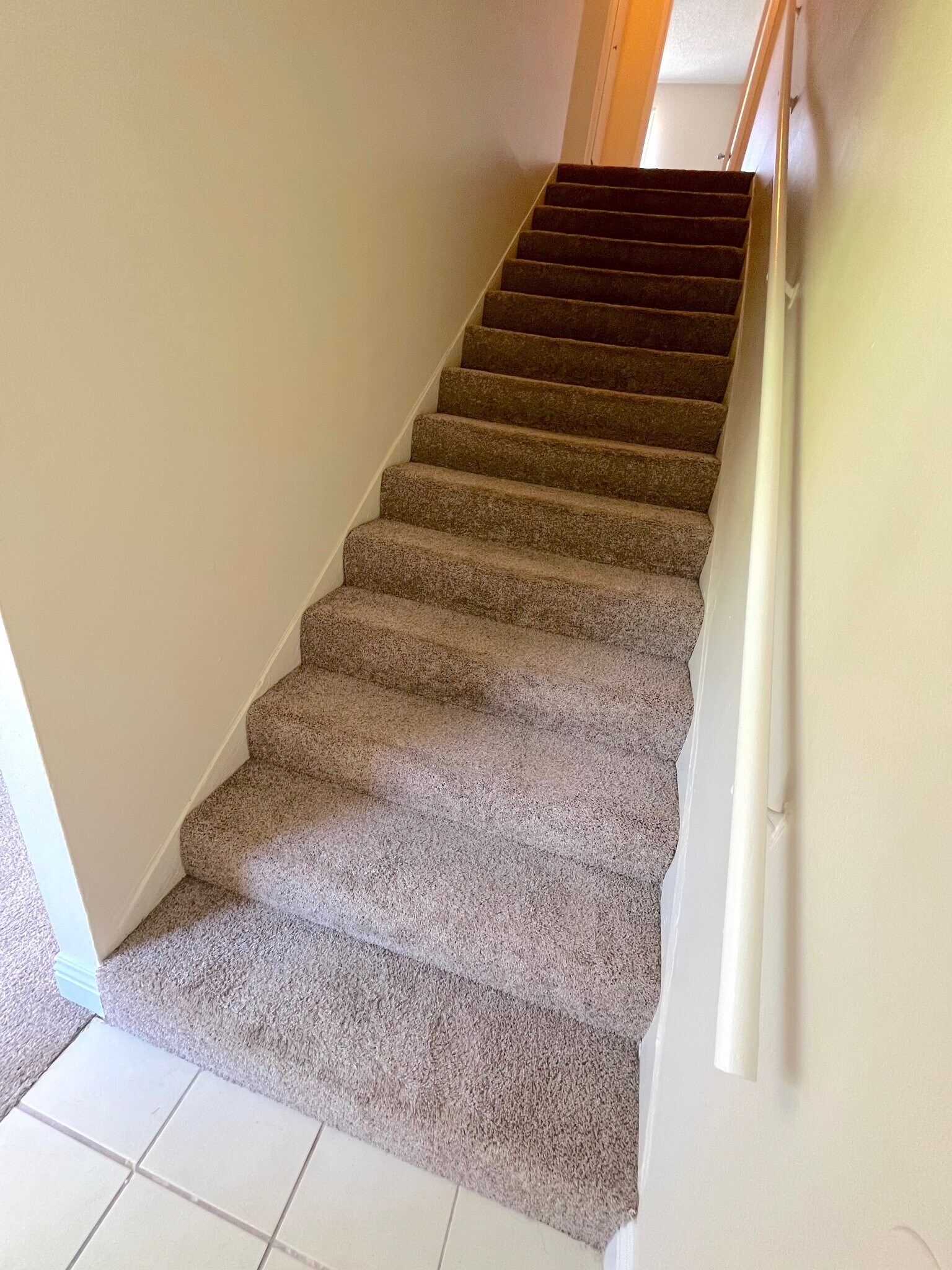 Building Photo - 1324 W Winn Dr