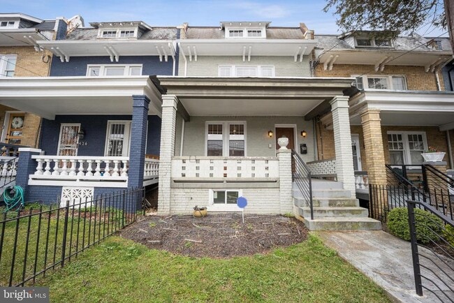 Primary Photo - 428 Emerson St NW