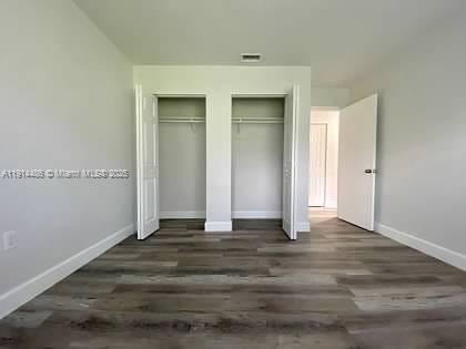 Building Photo - 2441 SW 124th Ave