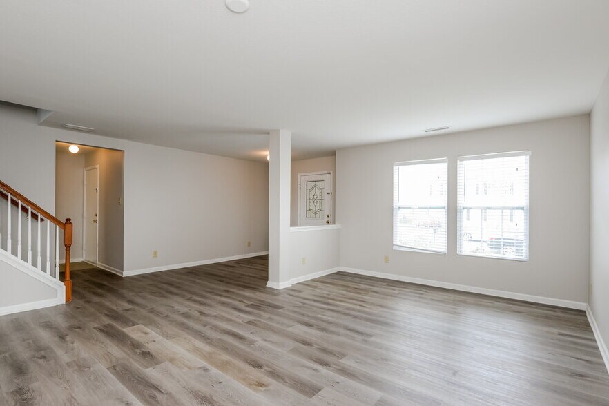 Building Photo - 1506 Bray Dr