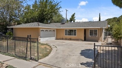 Building Photo - 329 E Ave R7