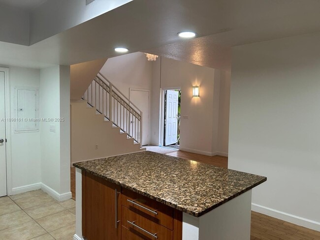 Building Photo - 888 Douglas Rd