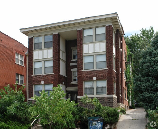 Building Photo - Highland Apartments/AC Equity, LLC