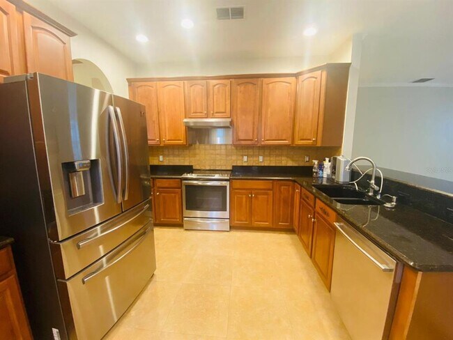 Building Photo - 3838 Regents Way