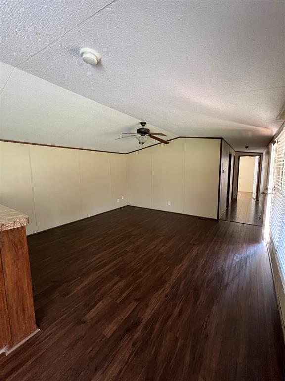 Building Photo - 101 Maple Ln