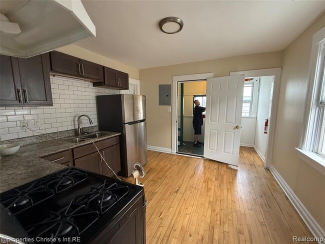 Building Photo - 2223 Faber St