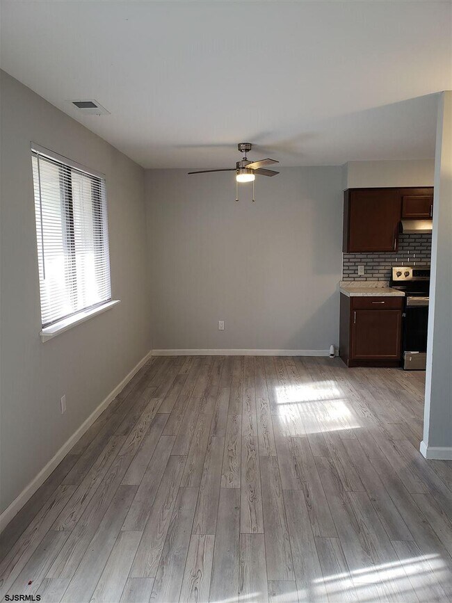 Building Photo - 2744 Mimosa Ct