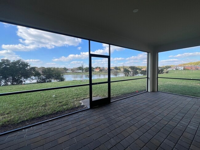 Building Photo - 15052 Palamos Cir