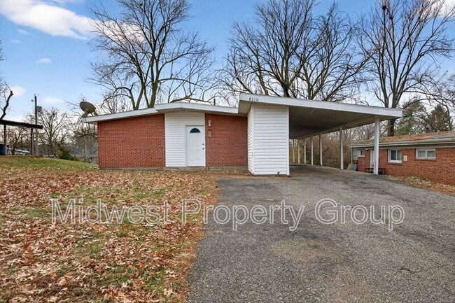 Building Photo - 8310 Sagewood Ln