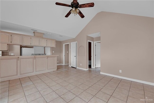 Building Photo - 14 Tampa St