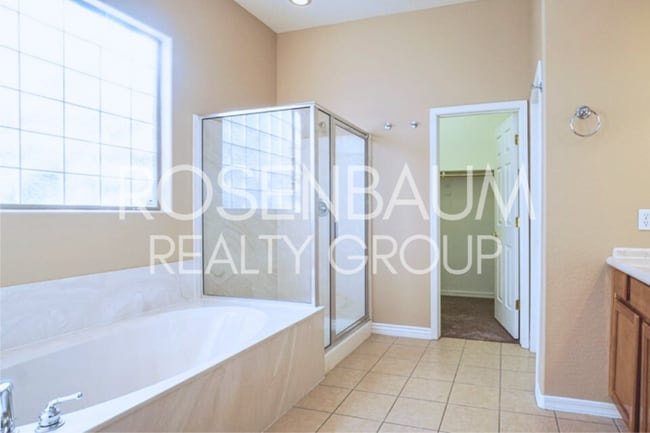 Building Photo - Welcome to Your Hidden Treasure in Gold Ca...