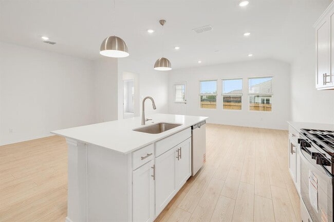 Building Photo - 358 San Juan Trl
