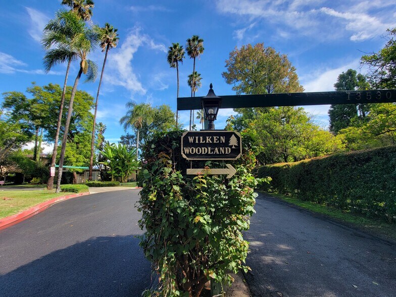 Building Photo - 13530 Leadwell St