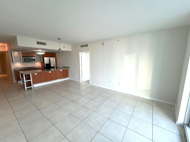 Building Photo - 185 SW 7th St