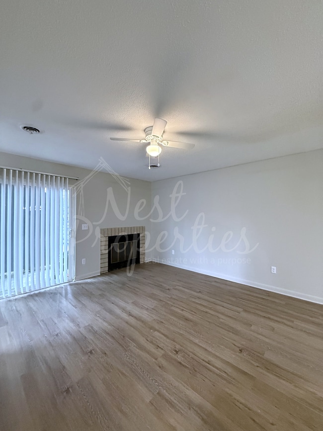 Building Photo - 1211 Metze Rd