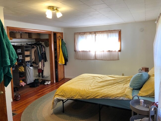 Building Photo - Available August 2026;  Monthly rent $1,50...