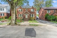 Building Photo - 316 Russett Rd