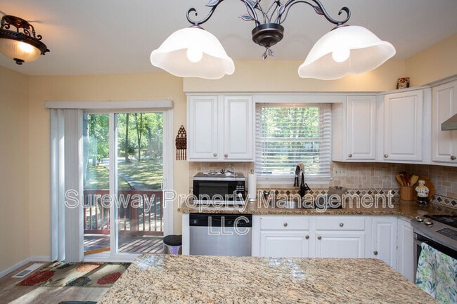 Building Photo - 901 Kresson Rd