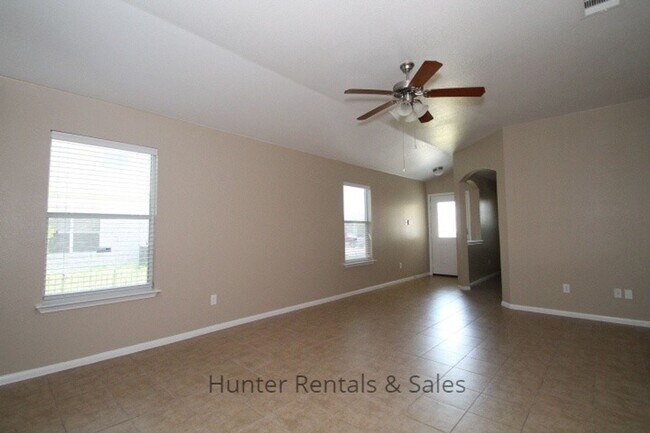 Building Photo - Trimmier Estates!