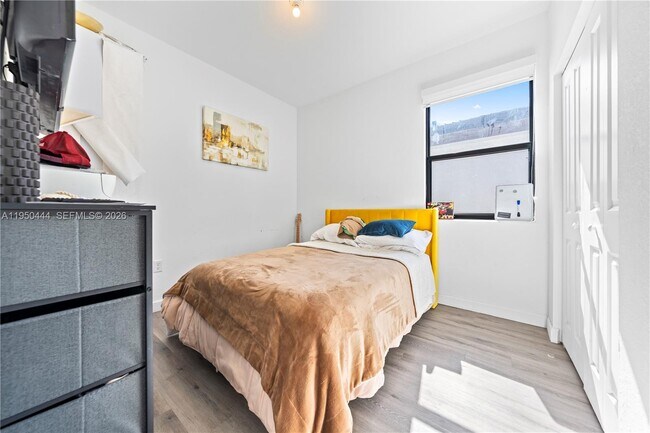 Building Photo - 25557 SW 109th Ave