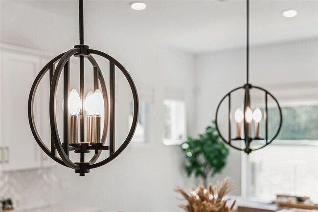 Building Photo - 534 Wishbone Ln