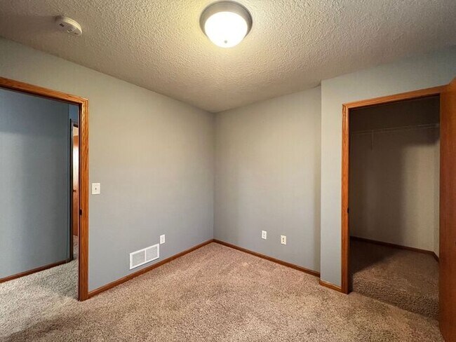 Building Photo - $1,850 | 3 Bedroom, 3 Bathroom Town Home | No Pets | Available for August 1st, 2026 Move In!