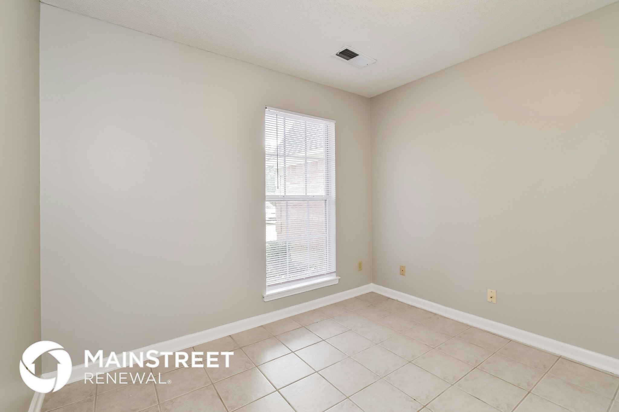 Building Photo - 5719 Sparrow Run