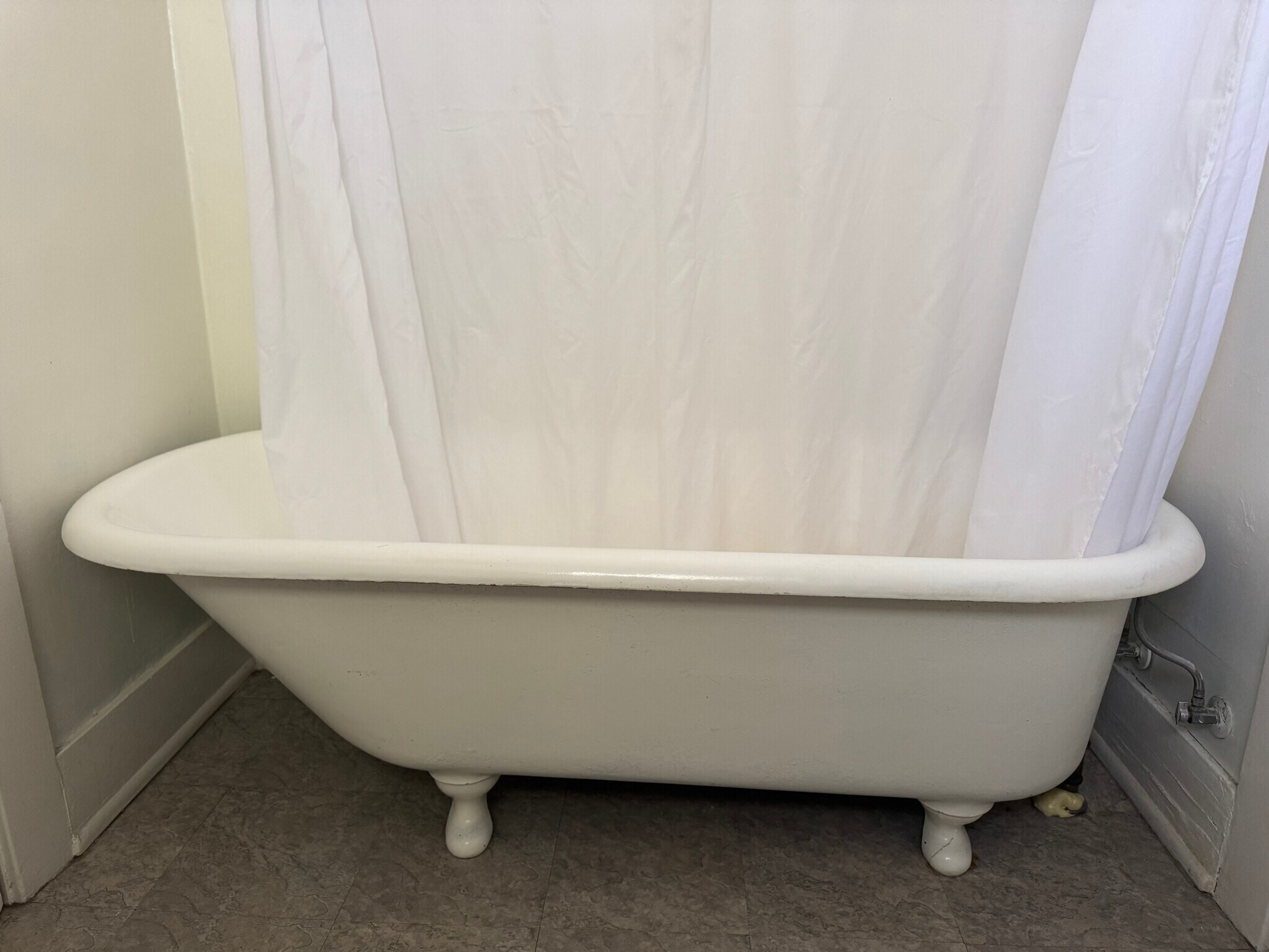 Building Photo - 830 S 3rd Ave