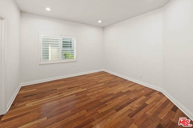 Building Photo - 1470 Paseo De Oro