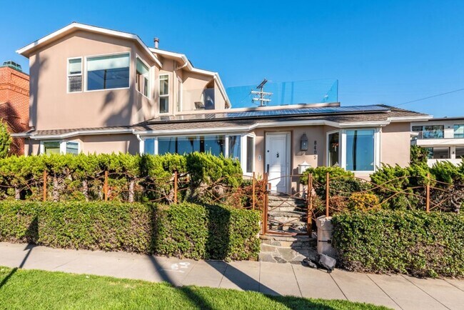 Building Photo - Stunning, Luxury La Jolla Shores Location with Panoramic Ocean Views!!