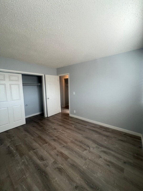 Building Photo - 2229 Collyer St