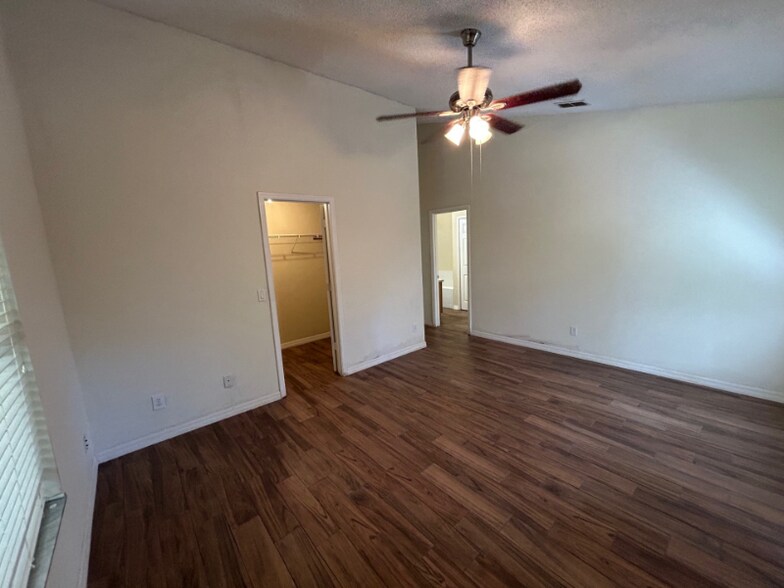 Building Photo - 4434 Brookdale Ct