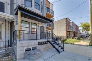 Building Photo - 3842 Fairmount Ave