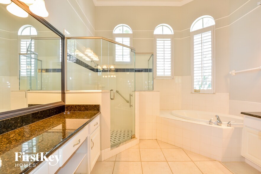 Building Photo - 13455 Lake Turnberry Cir