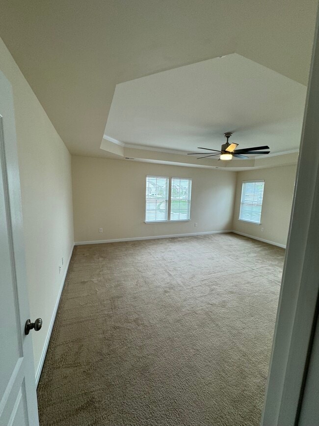 Building Photo - 6901 Swanhaven Dr