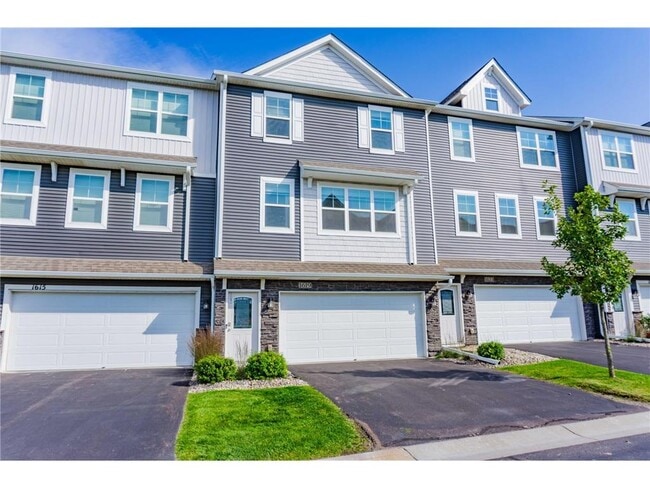 Building Photo - 1619 Windigo Ln