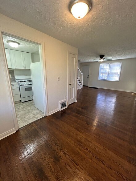 Building Photo - 1500-1506 Perdue Street