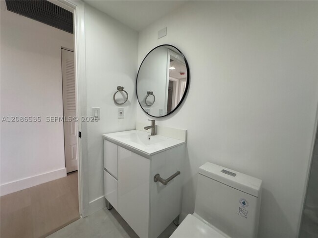 Building Photo - 13475 SW 9th St