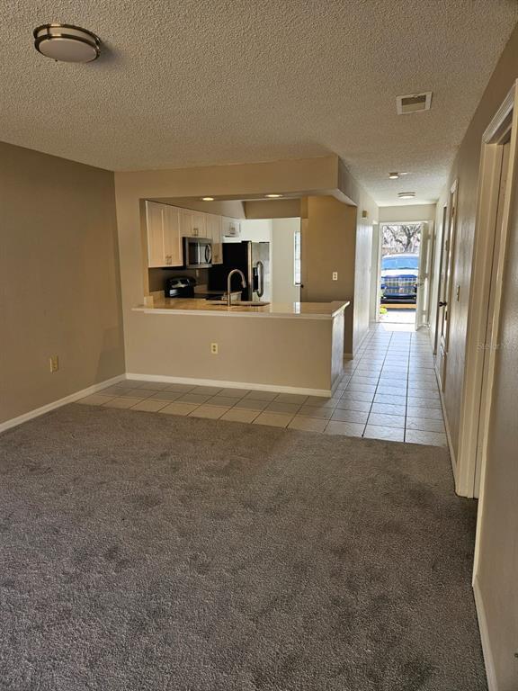 Building Photo - 2207 Caribbean Dr N