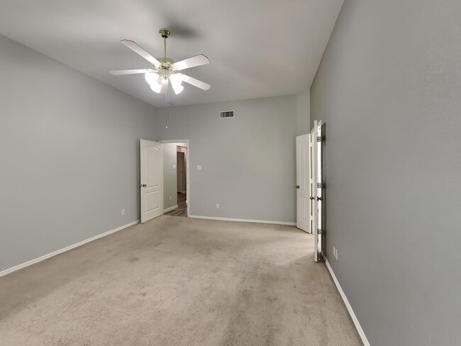 Building Photo - MOVE IN READY NOW IN KELLER ISD!