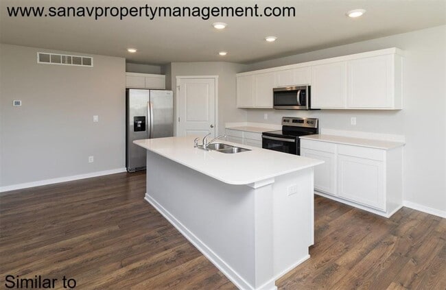 Building Photo - Smart-Tech Modern Home with Open Layout — Price Drop! Now Only $1895/Month