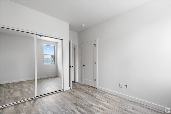 Building Photo - 13102 Beauty Berry Ridge Ln