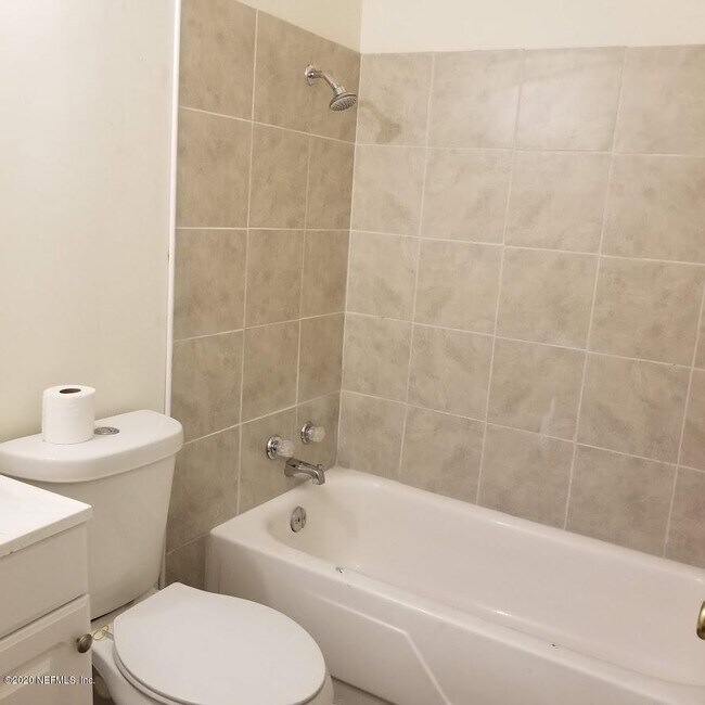 Building Photo - 4651 Ken Knight Dr N