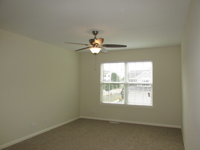 Building Photo - 32461 Rushmore Ave