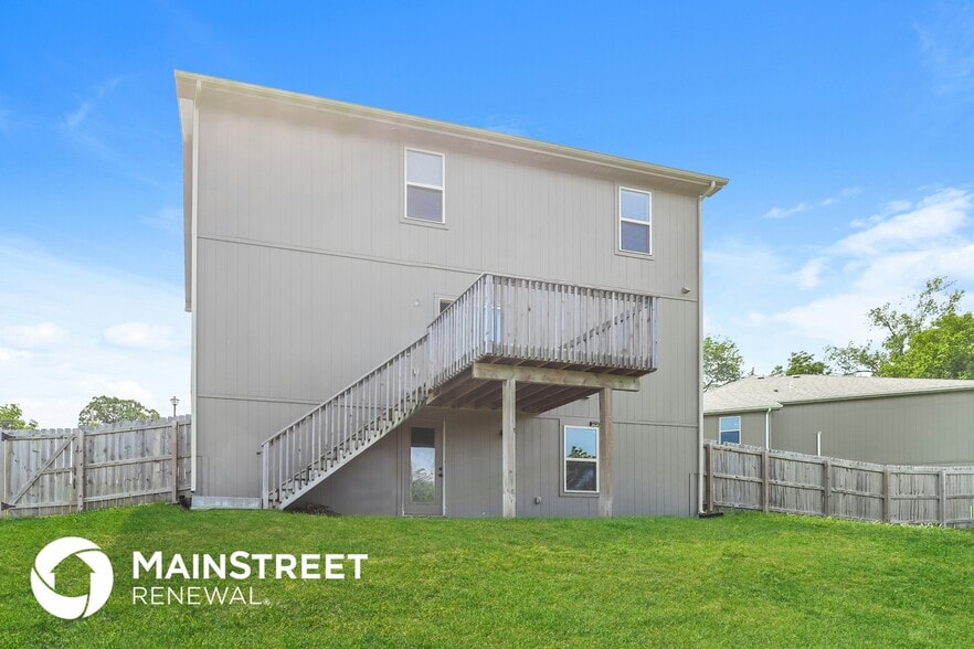 Building Photo - 9904 Webster Ln