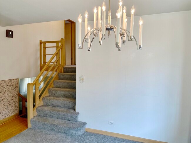 Building Photo - 4520 Thatcher Ave