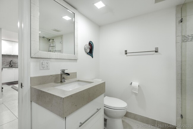 Building Photo - 7509 Glendevon Ln