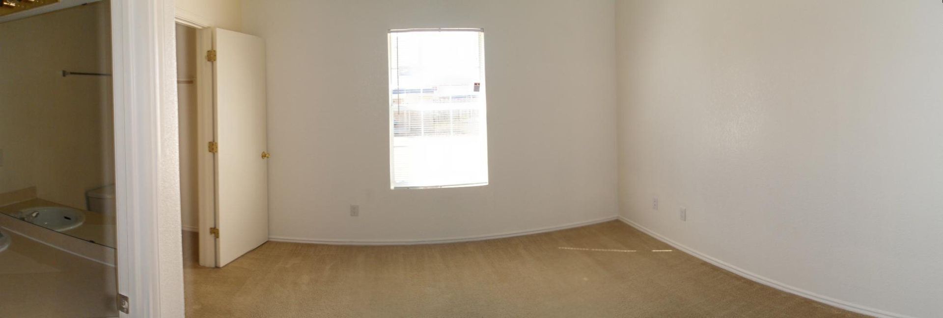 Building Photo - 4411 Jeff Scott Dr