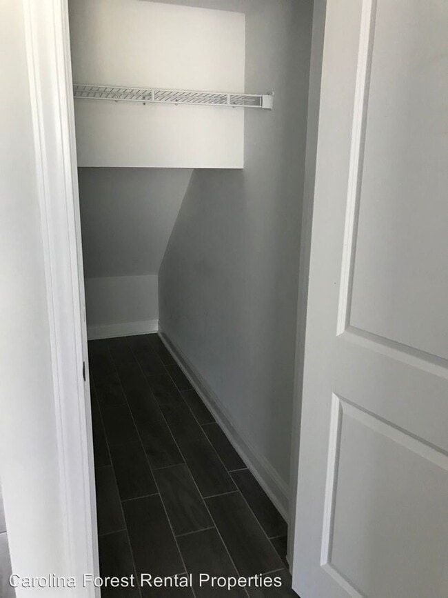 Building Photo - 5 br, 3.5 bath House - 5624 Camilla Court